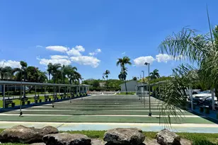 850 E Horizons E, Boynton Beach, FL 33435 - Photo 17