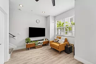295 NE 5th Ave, Delray Beach, FL 33483 - Photo 15