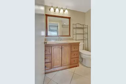 187 Normandy D, Delray Beach, FL 33484 - Photo 17