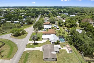 7408 Santa Rosa Pkwy, Fort Pierce, FL 34951 - Photo 31
