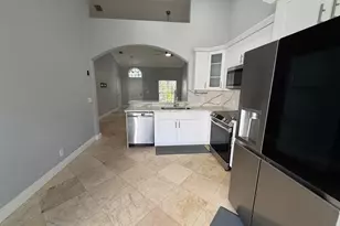 7657 Sanctuary Dr, Coral Springs, FL 33065 - Photo 5