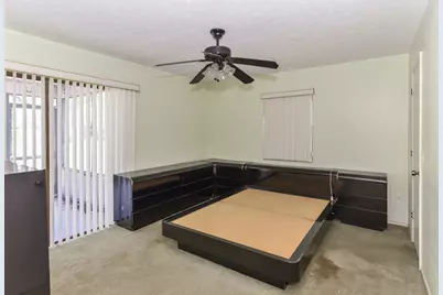 915 SW John Maccormack Terrace, Port Saint Lucie, FL 34953 - Photo 11