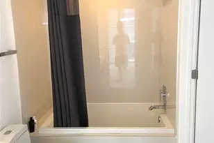 45 SW 9th St, Miami, FL 33130 - Photo 11