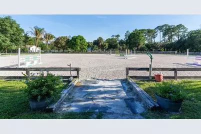851 Hyde Park Road, Loxahatchee Groves, FL 33470 - Photo 13
