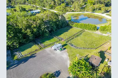 851 Hyde Park Road, Loxahatchee Groves, FL 33470 - Photo 9