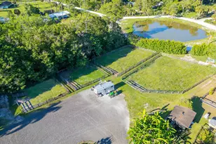 851 Hyde Park Rd, Loxahatchee Groves, FL 33470 - Photo 9