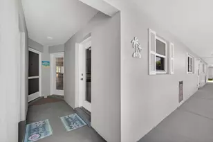 121 Wettaw Ln, North Palm Beach, FL 33408 - Photo 3