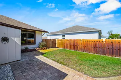 686 SW Hoffenberg Avenue, Port Saint Lucie, FL 34953 - Photo 35