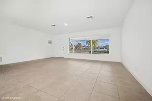 2433 NE 24th St, Lighthouse Point, FL 33064 - Photo 19