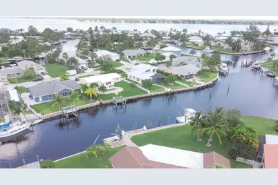 1694 SW Boatswain Place, Palm City, FL 34990 - Photo 31
