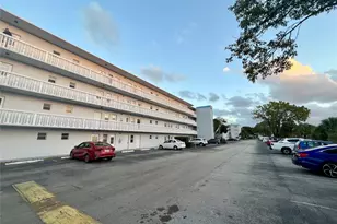 600 NE 2nd St, Dania Beach, FL 33004 - Photo 1