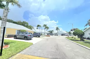 1530 Royal Forest Ct, West Palm Beach, FL 33406 - Photo 37