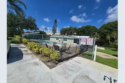 1530 Royal Forest Court, West Palm Beach, FL 33406 - Photo 43