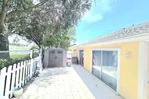 1530 Royal Forest Ct, West Palm Beach, FL 33406 - Photo 31