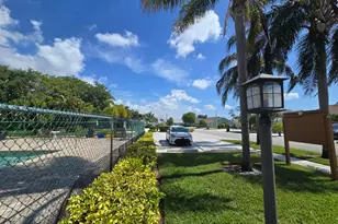 1530 Royal Forest Ct, West Palm Beach, FL 33406 - Photo 51
