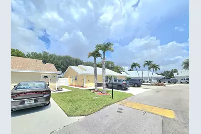 1530 Royal Forest Court, West Palm Beach, FL 33406 - Photo 39