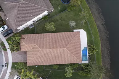 9820 S Miralago Way, Parkland, FL 33076 - Photo 7