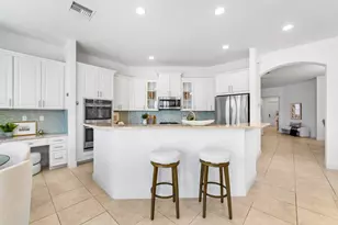 9820 S Miralago Way, Parkland, FL 33076 - Photo 3
