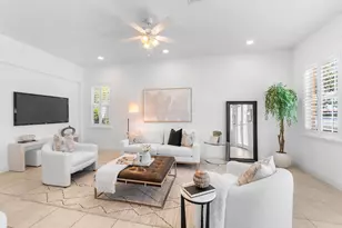 9820 S Miralago Way, Parkland, FL 33076 - Photo 15