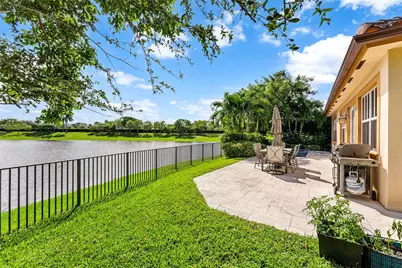 9820 S Miralago Way, Parkland, FL 33076 - Photo 51