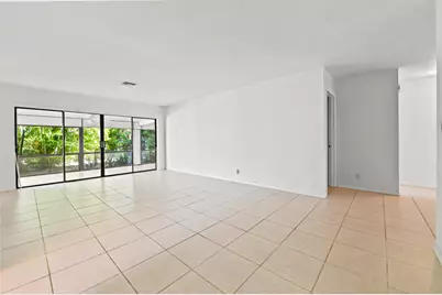 329 Knob Hill Boulevard, Boca Raton, FL 33431 - Photo 9