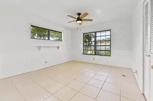 329 Knob Hill Blvd, Boca Raton, FL 33431 - Photo 21