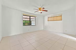 329 Knob Hill Blvd, Boca Raton, FL 33431 - Photo 23