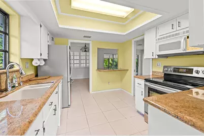 329 Knob Hill Boulevard, Boca Raton, FL 33431 - Photo 17