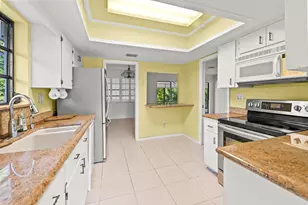 329 Knob Hill Blvd, Boca Raton, FL 33431 - Photo 17