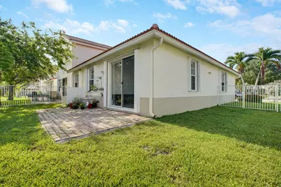 18803 SW 26th Street, Miramar, FL 33029 - Photo 19