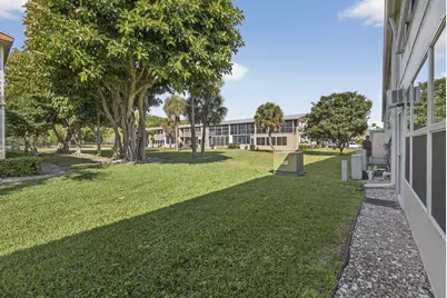 19 Hastings B, West Palm Beach, FL 33417 - Photo 23