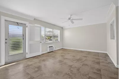 19 Hastings B, West Palm Beach, FL 33417 - Photo 3