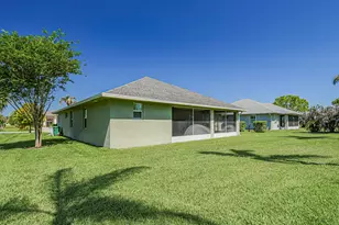 922 Yearling Trl, Sebastian, FL 32958 - Photo 27