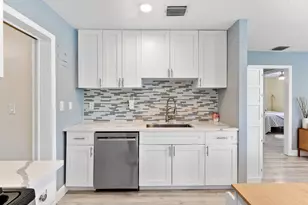 961 32nd St, West Palm Beach, FL 33407 - Photo 11