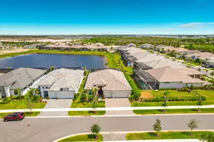 9244 SW Pinnacle Pl, Port Saint Lucie, FL 34987 - Photo 3