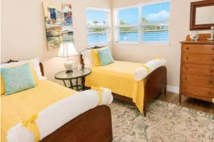 1351 Bayshore Dr, Fort Pierce, FL 34949 - Photo 13