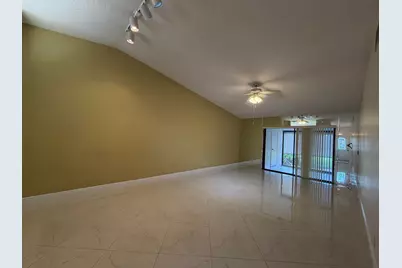 809 Sky Pine Way #F, Greenacres, FL 33415 - Photo 9