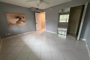 2402 Antigua Cir, Coconut Creek, FL 33066 - Photo 9