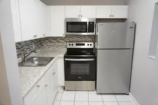 294 Chatham O, West Palm Beach, FL 33417 - Photo 3