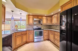 832 Windermere Way, Palm Beach Gardens, FL 33418 - Photo 9