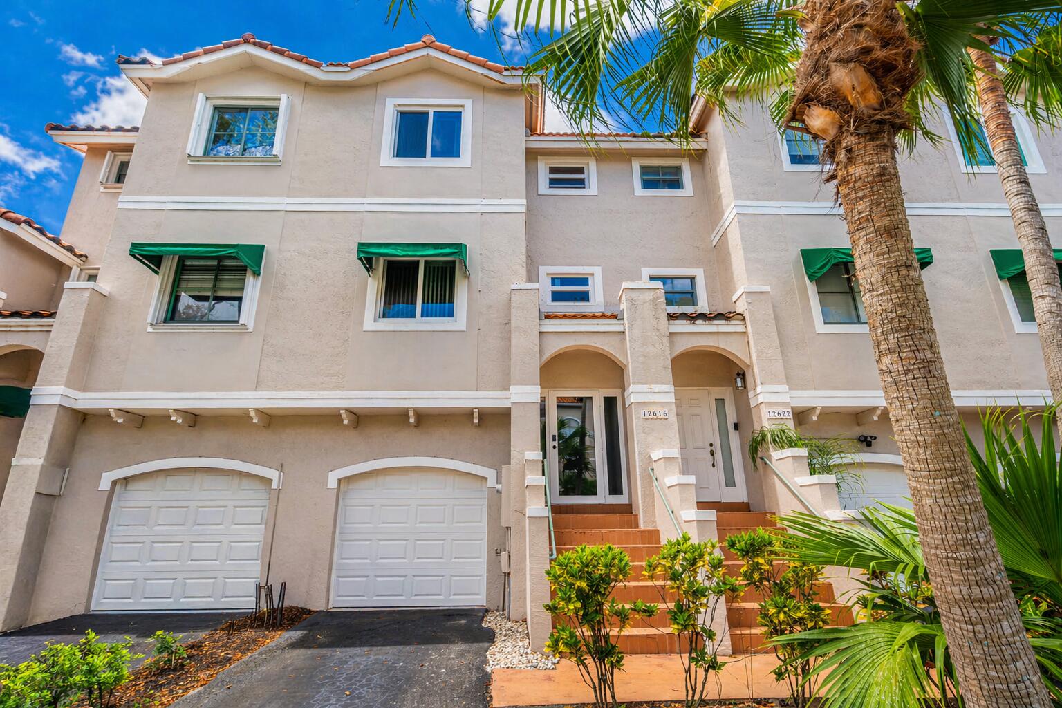 12616 NW 14th Ct main architectural view