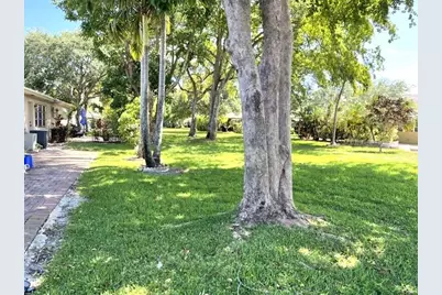 1350 High Point Way Way SE #D, Delray Beach, FL 33445 - Photo 27