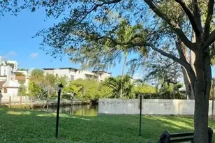 132 S Cypress Rd, Pompano Beach, FL 33060 - Photo 21