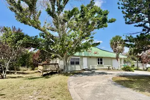 4507 S Indian River Dr, Fort Pierce, FL 34982 - Photo 3