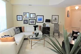 1900 Oceanwalk Ln, Lauderdale by the Sea, FL 33062 - Photo 3