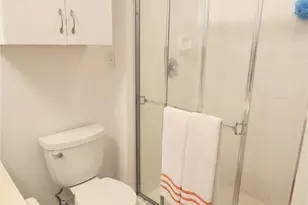 1900 Oceanwalk Ln, Lauderdale by the Sea, FL 33062 - Photo 17