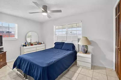 1411 NW 89th Avenue, Pembroke Pines, FL 33024 - Photo 29