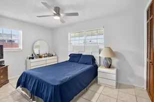 1411 NW 89th Ave, Pembroke Pines, FL 33024 - Photo 29