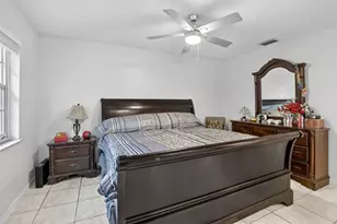 1411 NW 89th Ave, Pembroke Pines, FL 33024 - Photo 21