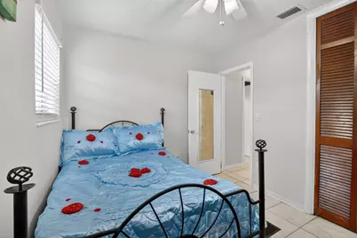 1411 NW 89th Avenue, Pembroke Pines, FL 33024 - Photo 29